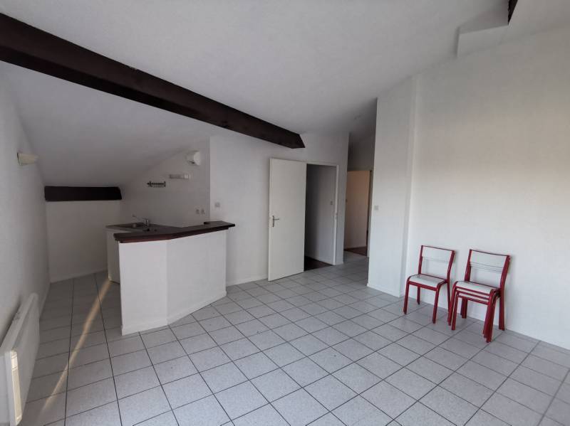 Appartement T2bis / T3 avec balcon et parking- Toulouse Croix-de-Pierre