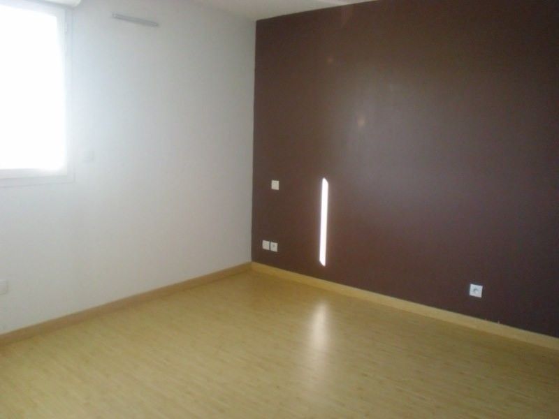 Appartement 3 MURET (31600), sud de Toulouse, Terrasse et garage