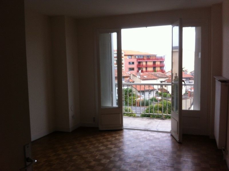 Appartement 3 Toulouse 31300,  Saint-Cyprien, proche métro, tramway, Clinique Pasteur et tous commerces.