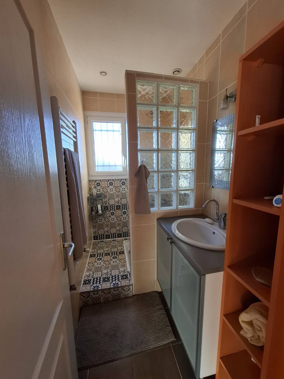 Maison familiale de type 6 avec double garage et jardin clos de 2204 m² - Toulouse Sud