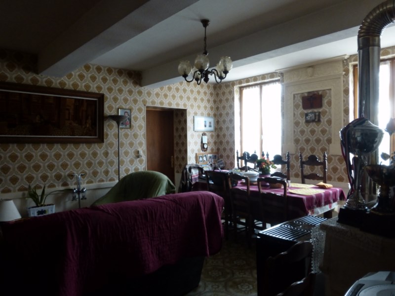 Maison type 5 Carbonne (31390), Sud Toulouse  Secteur Carbonne Maison ancienne à rénover de type 5 avec dépendance et jardin de 3196 m² .