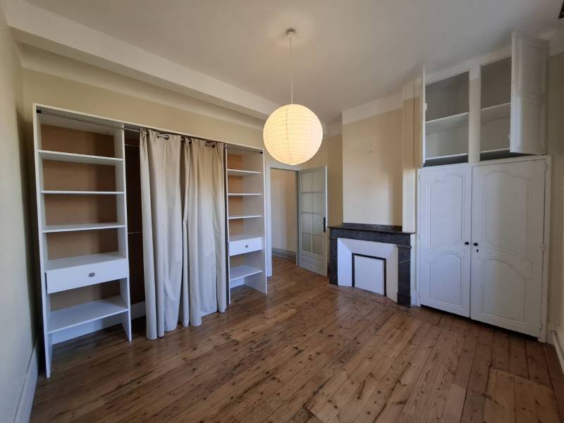 Maison de ville de type 5 avec petite sortie à Carbonne (31390) - Sud Toulouse