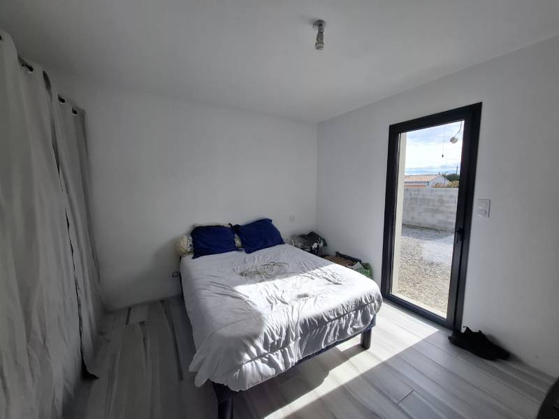 Maison récente plain-pied de type 5 avec jardin clos - Carbonne (31390) - Toulouse Sud