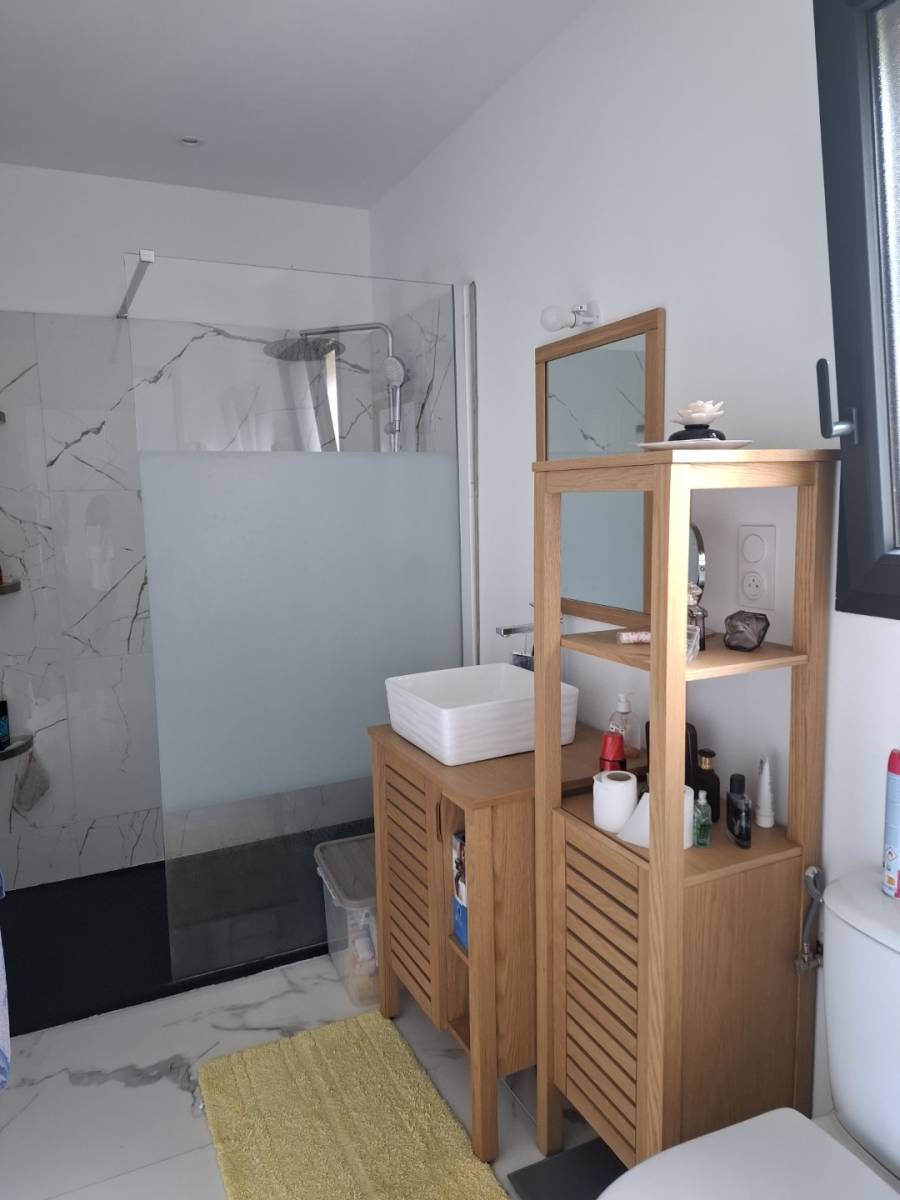 Maison récente plain-pied de type 5 avec jardin clos - Carbonne (31390) - Toulouse Sud