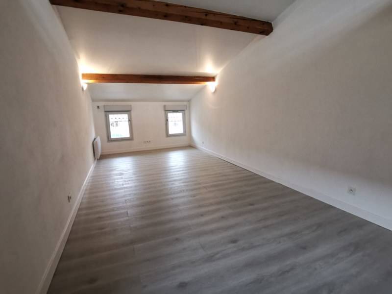 Appartement T3/4 triplex centre Carbonne (31390) - Sud Toulouse