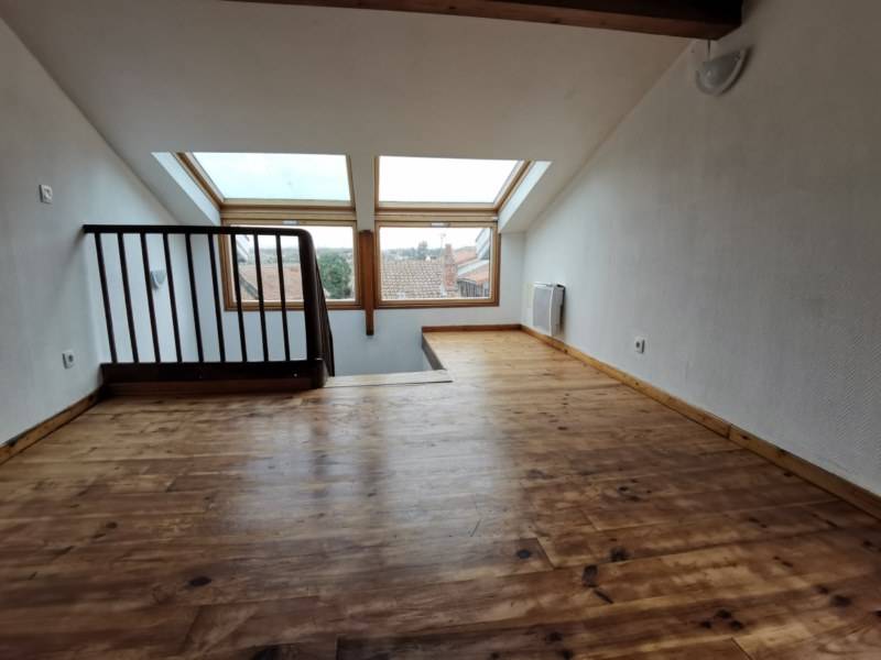 Appartement T3/4 triplex centre Carbonne (31390) - Sud Toulouse