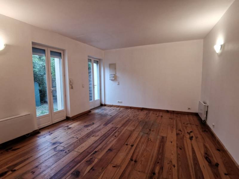 Appartement T2 rez-de-chaussée - Toulouse (31400) - Rangueil/Sauzelong - avec extérieur