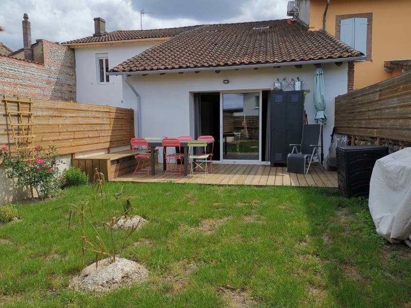 Maison Carbonne (31390), Sud Toulouse centre ville Maison ville de type 4 avec jardin