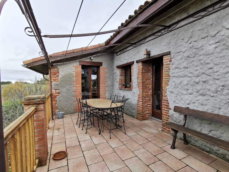 Castagnac (31310) - Sud Toulouse - Maison ancienne de type 4/5 avec jardin - Charme et tranquillité sur les coteaux