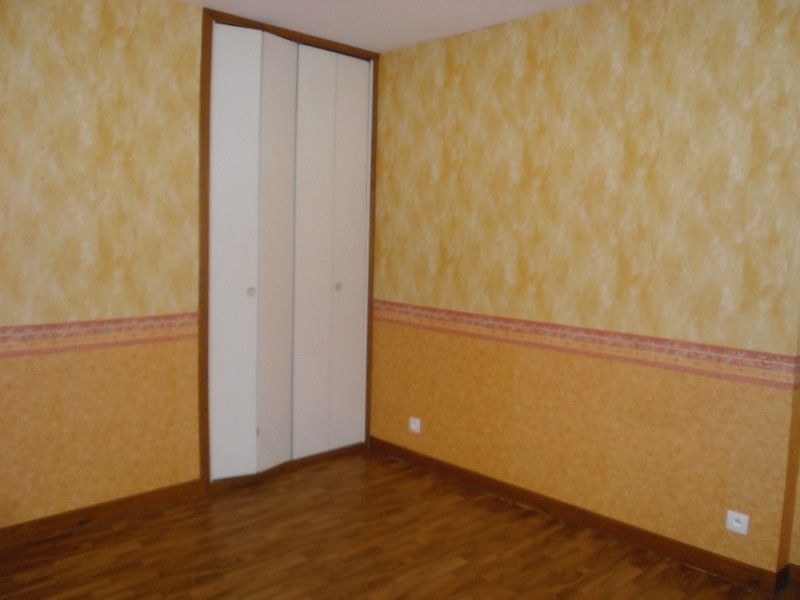 Appartement 3 Carbonne 31390, Sud de Toulouse, centre ville de Carbonne, avec parking