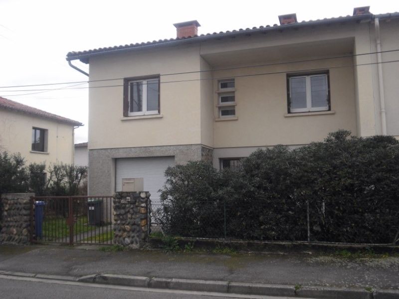 Maison Toulouse 31500 La Roseraie Maison type 5  dans un quartier calme avec garage et jardin.