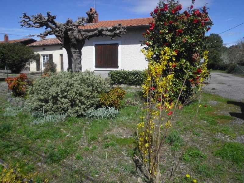 Maison Carbonne (31390), Sud Toulouse Gare plain-pied
