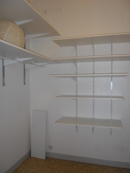 Appartement 3 Carbonne 31390, sud de Toulouse, centre-ville avec parking, proche commerces et services