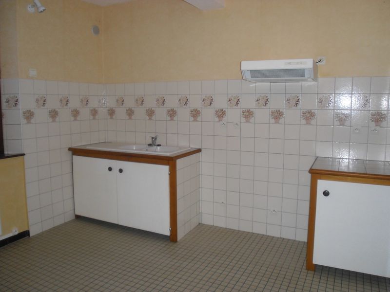 Appartement 1 Carbonne 31390, Sud de Toulouse centre ville de Carbonne, T1bis de 62 m²