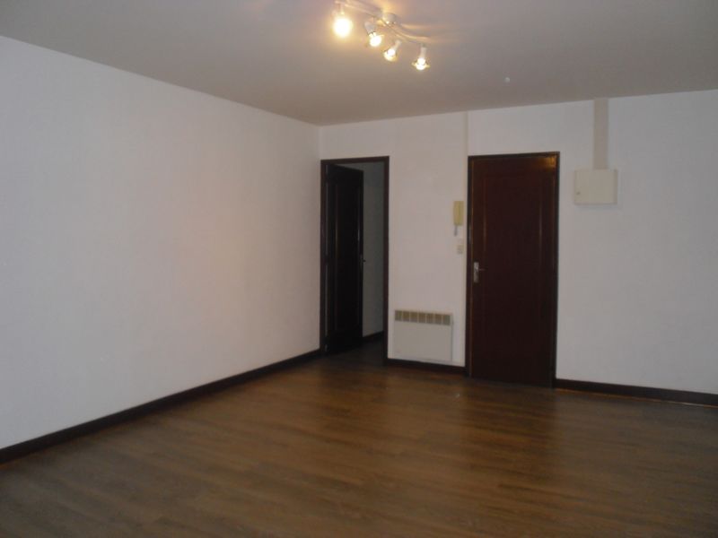 Appartement 1 Carbonne 31390, Sud de Toulouse centre ville de Carbonne, T1bis de 62 m²