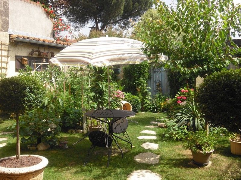 vente maison ancienne rénovée avec petit jardin