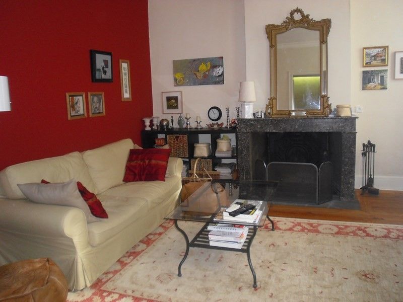 Maison 5 Vallée de la Lèze, Lézat 09210, sud de Toulouse, maison de village ancienne rénovée avec patio