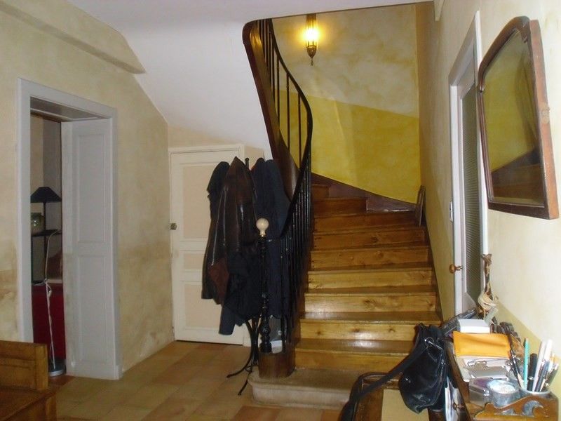 Maison 5 Vallée de la Lèze, Lézat 09210, sud de Toulouse, maison de village ancienne rénovée avec patio