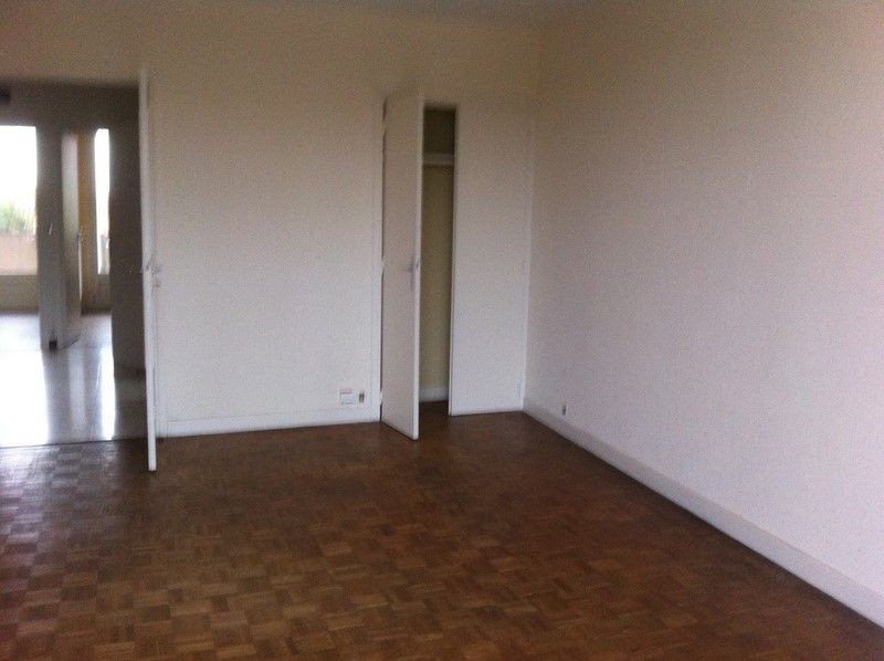Appartement 3 Toulouse 31300,  Saint-Cyprien, proche métro, tramway, Clinique Pasteur et tous commerces.