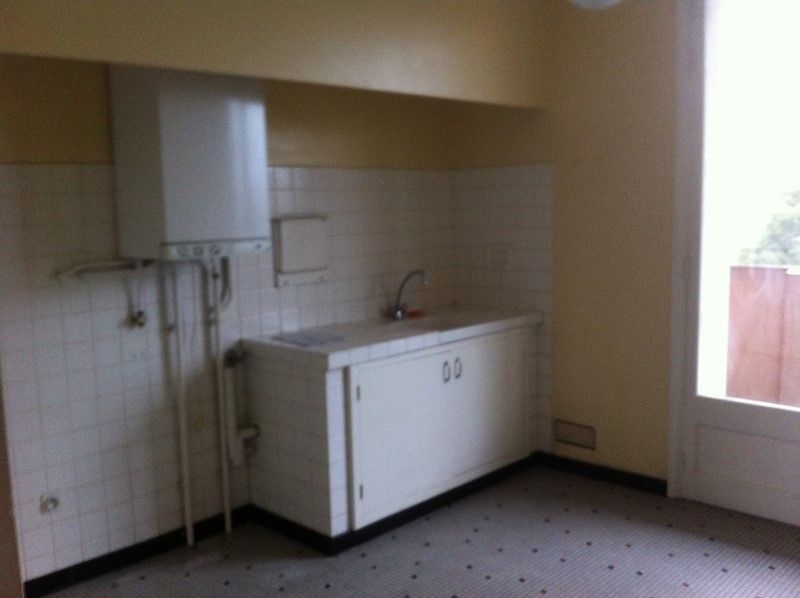 Appartement 3 Toulouse 31300,  Saint-Cyprien, proche métro, tramway, Clinique Pasteur et tous commerces.