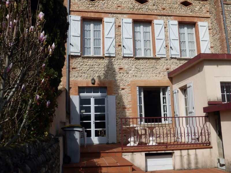 Maison centre de Carbonne