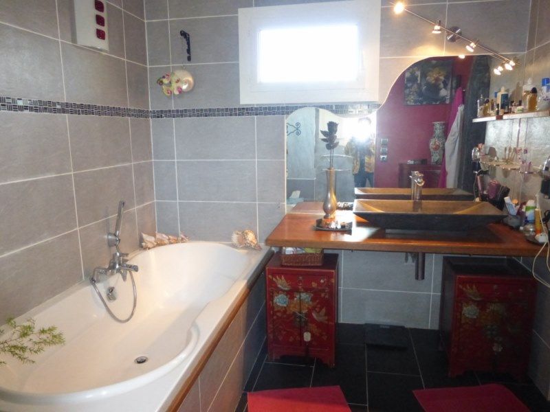 Maison  T5 dans cadre idyllique, terrain paysagé, piscine et dépendances - 390 000 € Carbonne (31390), Sud Toulouse  