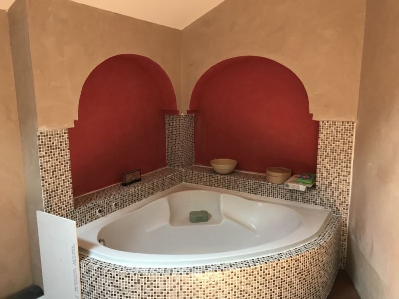 maison Le Fousseret (31430), Sud Toulouse  Ancienne ferme du 19iéme avec terrain de 3700 m² - 180 000 €